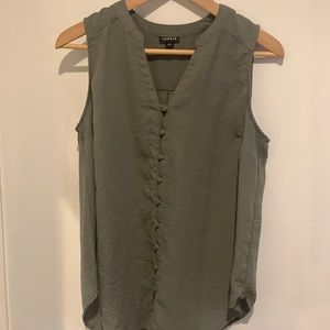 Torrid top size 00. Fits size 10-12